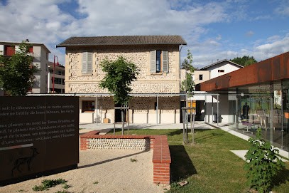 Office de Tourisme Terres de Berlioz - Agence à Roybon, Office de Tourisme à Roybon