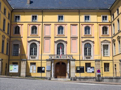 Saint Jean De Maurienne Office De Tourisme, Office de Tourisme à Saint-Jean-de-Maurienne