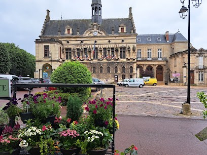 Office de tourisme du Pays Noyonnais, Office de Tourisme à Noyon