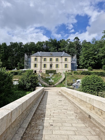 Office de Tourisme Morvan Sommets et Grands Lacs - Bureau du lac des Settons, Office de Tourisme à Montsauche-les-Settons